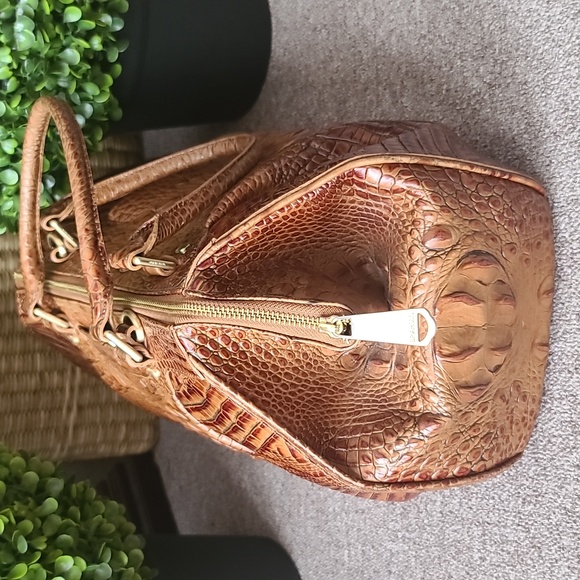 Classic Discontinued Brahmin Toasted Almond Set - Picture 4 of 9